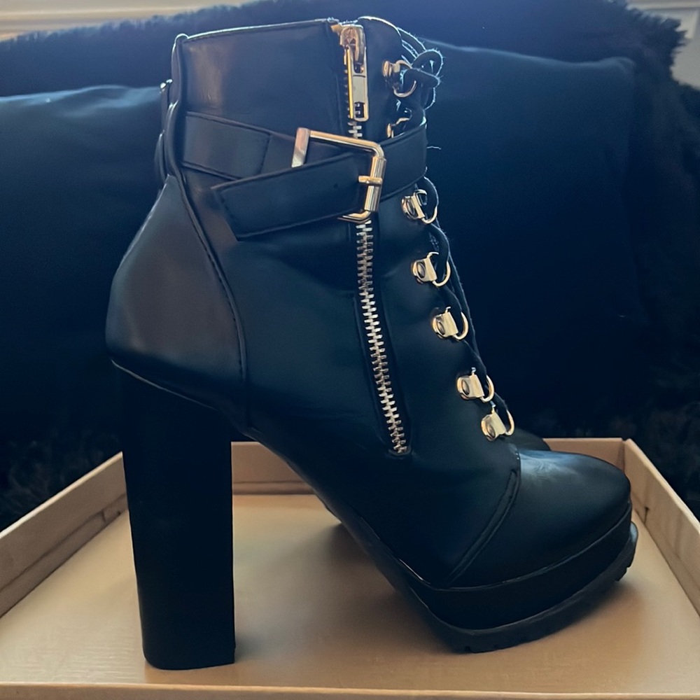 Shoedazzle Lace-Up Boots
